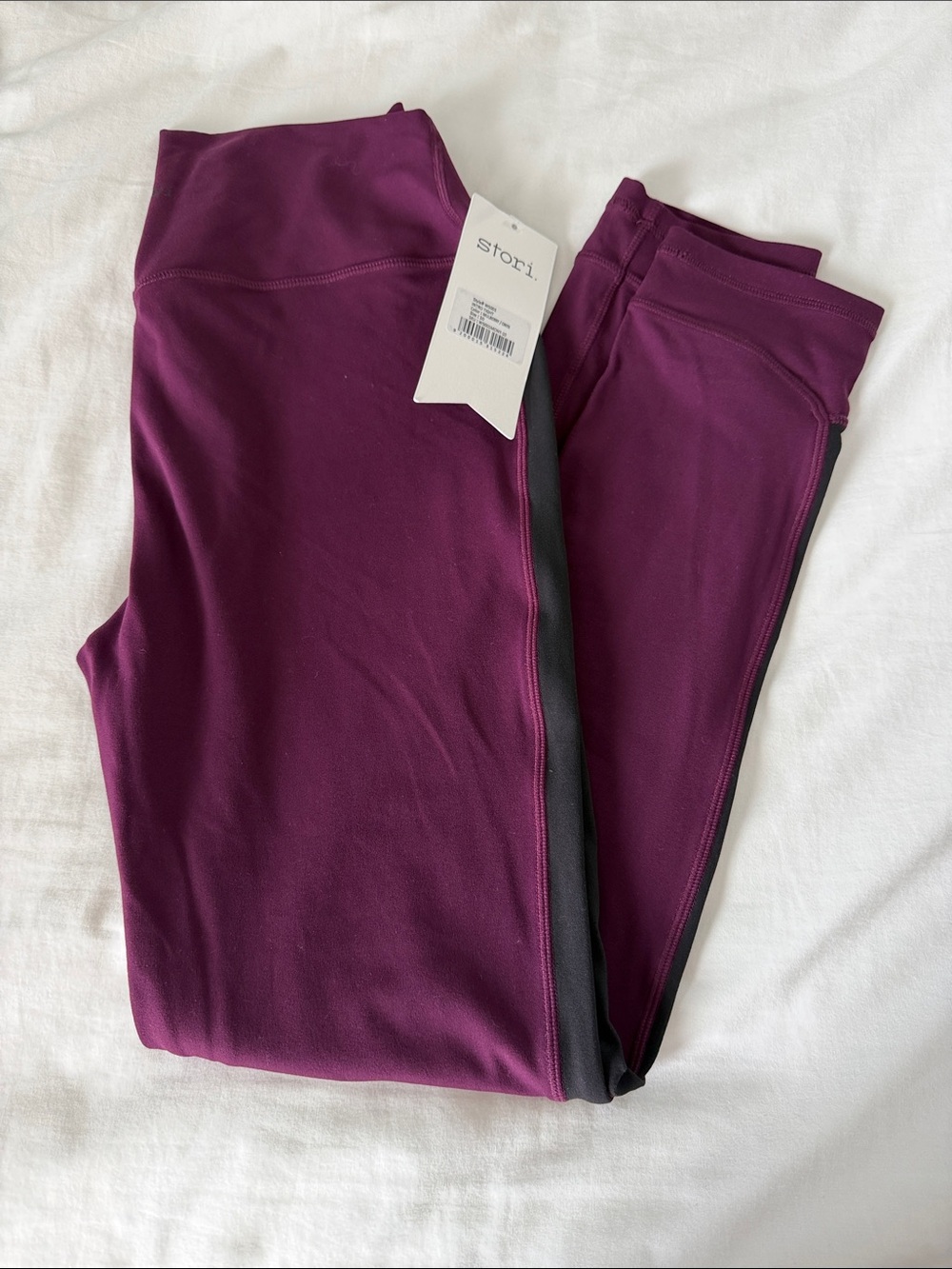 NWT Stori Mulberry Leggings with Onyx Side Panels Size 10 Women’s